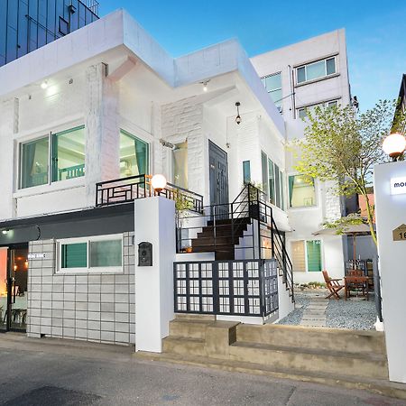 Mono House Hongdae 2 Hotell Seoul Eksteriør bilde